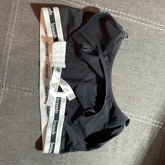 Bravado Designs Clip & Pump Bra - Picture 2 of 2